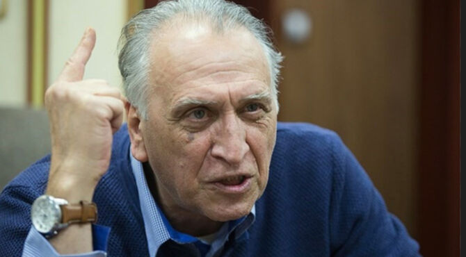 واکنش تند احمد نجفی به سکوت برخی هنرمندان؛ مگر می‌شود موشک به مدرسه بخورد و کسی حرفی نزند؟