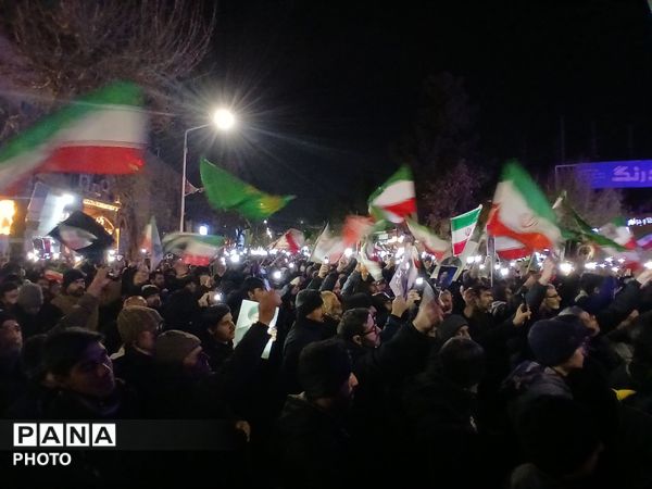 حماسه سازی مردم نیشابور در دوازدهمین روز از شهادت امام خامنه ای