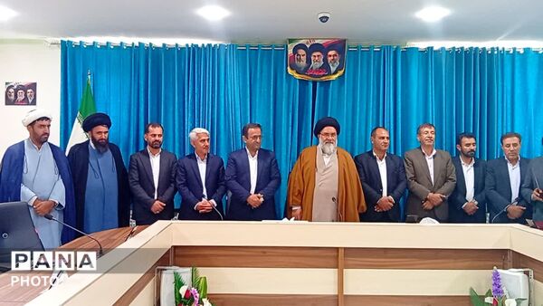 دیدار با نماینده ولی فقیه در استان 