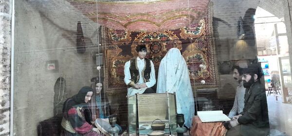 بازدید خبرنگاران پانا جلگه رخ از مجموعه گردشگری قطب الدین حیدر و رباط طبسی 