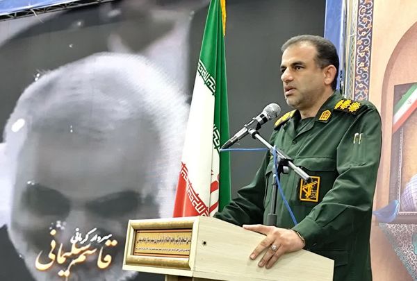 گردهمایی بزرگ پیشکسوتان جهاد و شهادت کارون با یاد یاران آسمانی؛ سردار سلیمانی و سردار تقوی‌فر