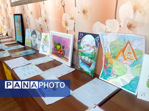 نمایشگاه نقاشی وخطاطی دانش‌آموزان مدرسه هدی یک