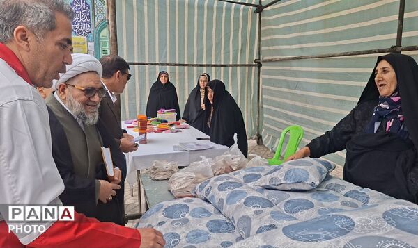 برپایی غرفه‌های خدمات‌رسانی و بسیجی  هم‌زمان با برنامه‌های ویژه روز جمعه