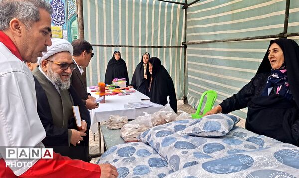 برپایی غرفه‌های خدمات‌رسانی و بسیجی  هم‌زمان با برنامه‌های ویژه روز جمعه