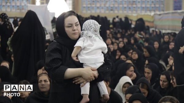 شیرخوارگان حسینی در مصلی پاکدشت؛ تجلی عشق به کوچک‌ترین سربازان عاشورا
