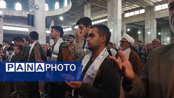برگزاری نماز جمعه در آغاز هفته بسیج دانش آموزی با حضور دانش آموزان بسیجی نیشابور
