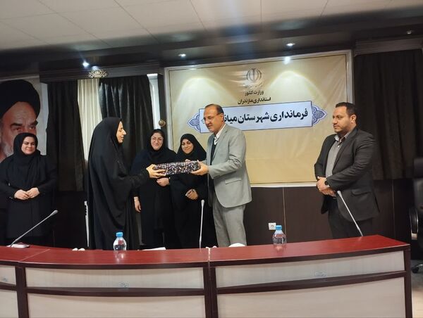  کارگاه بهداشت سلامت روانی خانواده و فرزند پروری در میاندورود 