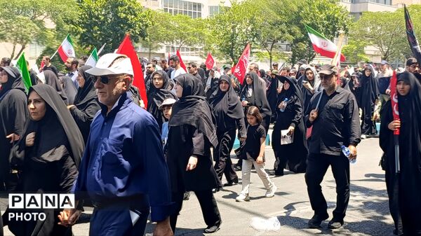 رستاخیز تاریخی لثارات خامنه ای در تهران