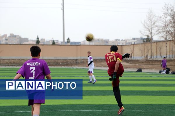 آیین افتتاحیه زمین ورزشی چمن مصنوعی اورین