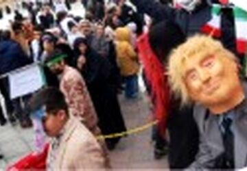 تئاتر خیابانی در ۲۲ بهمن همدان؛ فریاد «منتظران ظهور» علیه باطل