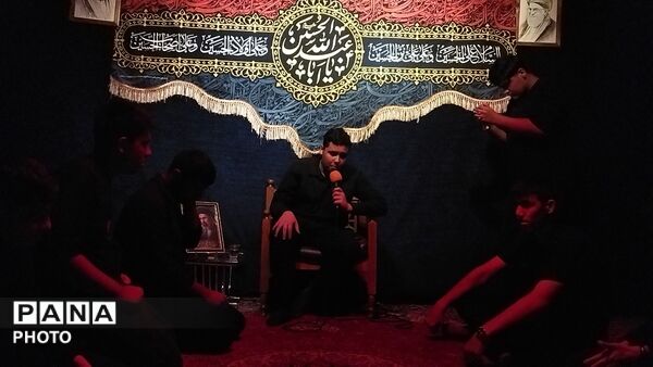 مراسم شب عاشورا در هیئت صراط الحسین (ع) 