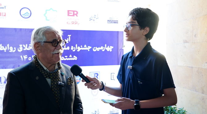 روابط عمومی باید در جست‌وجوی راه‌های نوین و فناوری‌های روز برای ارتباط با مخاطبان باشد