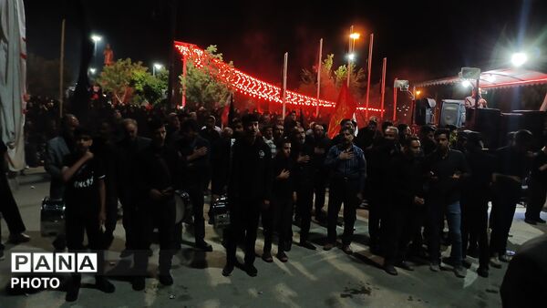 پرچم محرم در بن برافراشته شد