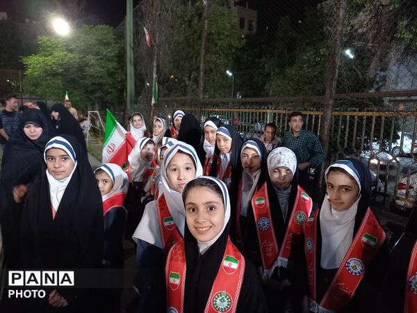 قاب‌های ماندگار از قرارگاه فرهنگی منطقه ۱۰ در هفته معلم 