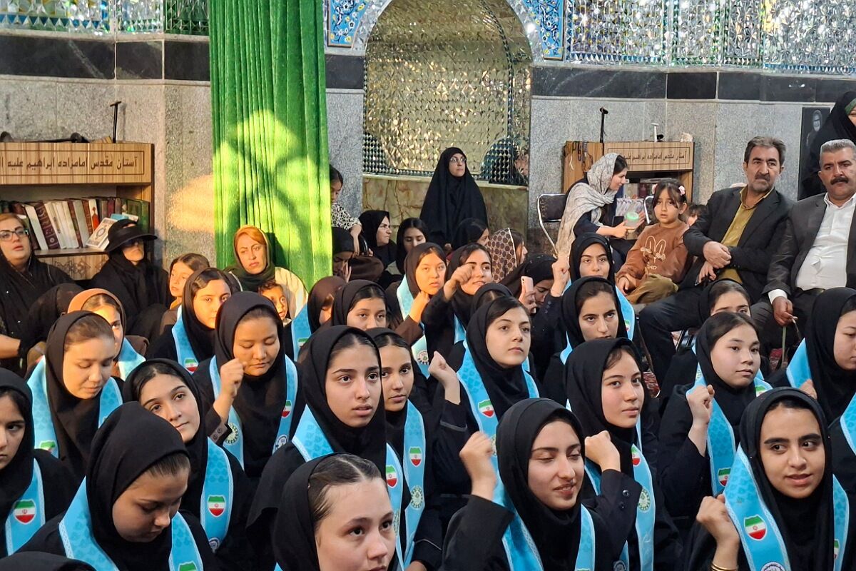 جشن آغاز هفته کرامت و روز دختر ویژه دختران در روستای ولی‌آباد قرچک 