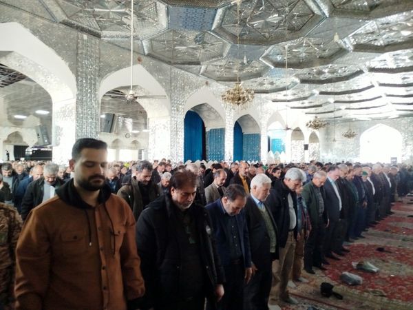 نماز جمعه شهرستان کاشمر با حضور پر رنگ مردم ترشیز کهن برگزار شد 