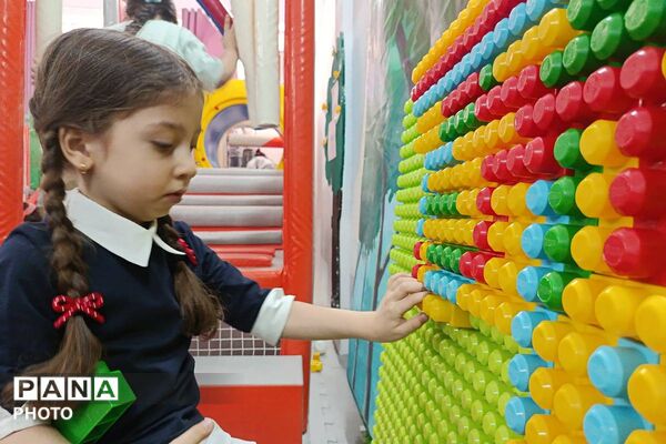  جشن شکوفه‌ها در مجتمع آموزشی سمأ دخترانه شهرری