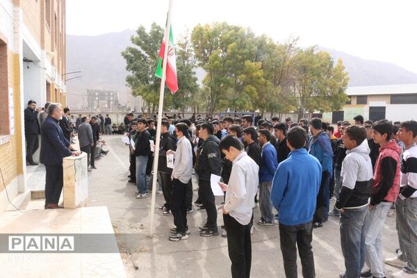 طنین شور و نشاط ورزشی در هنرستان امام علی (ع) فیروزکوه با افتتاحیه المپیاد درون‌مدرسه‌ای
