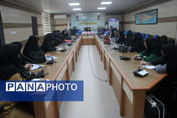 کارگاه آموزشی دانش‌افزایی تربیت مدرس آموزش خانواده آموزش و پرورش استان بوشهر