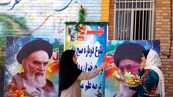 آغاز سال تحصیلی جدید در دبیرستان شاهد یاس نبی شهرستان گناباد