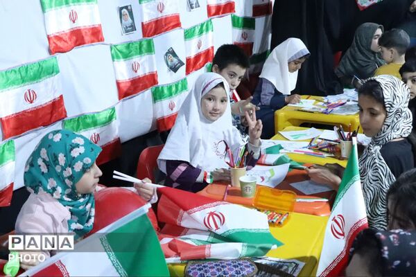 برپایی موکب امام رضا(ع) یاد بود شهدای دانش آموز در یزد