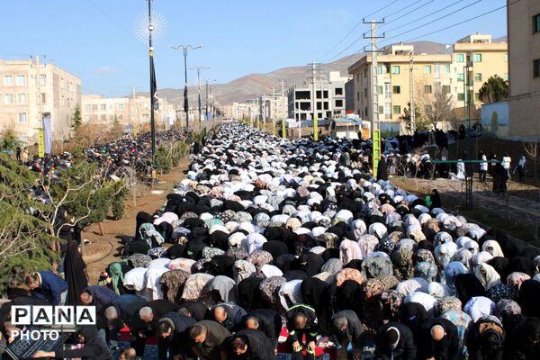 نماز عید سعید فطر در شهرستان پردیس