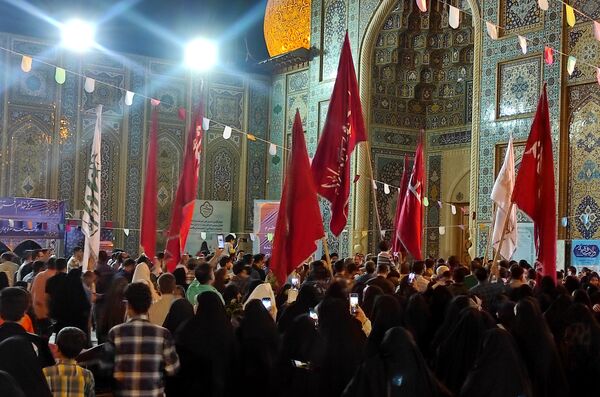 شادپیمایی بزرگداشت حضرت شاهچراغ(ع)