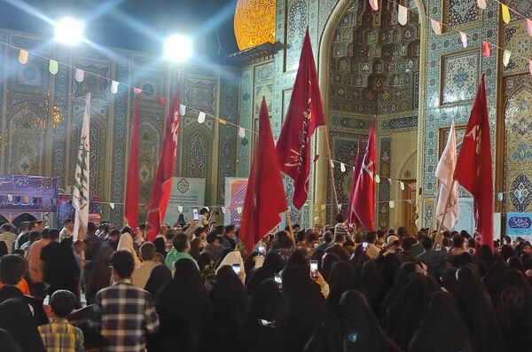 شادپیمایی بزرگداشت حضرت شاهچراغ(ع)