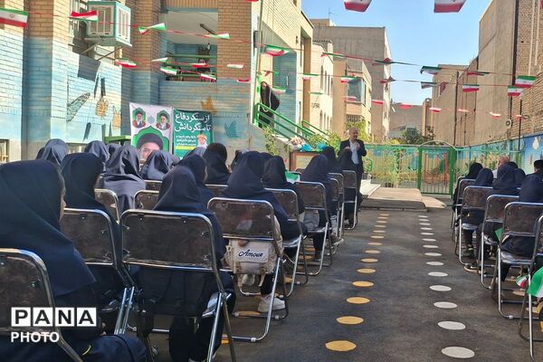 نگاهی به جشن پرشور جوانه‌ها در مدرسه بشارت