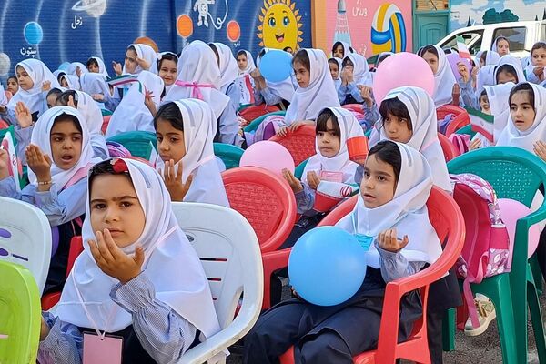 جشن شکوفه‌ها در شهرستان ورامین