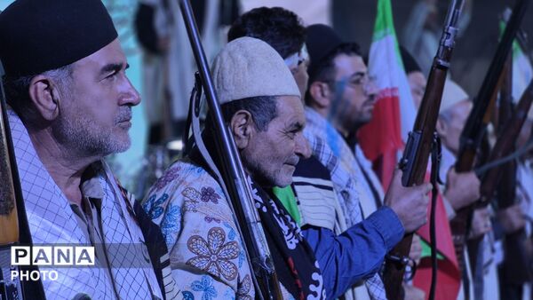 اربعین دو لاله سرخ در فارسان