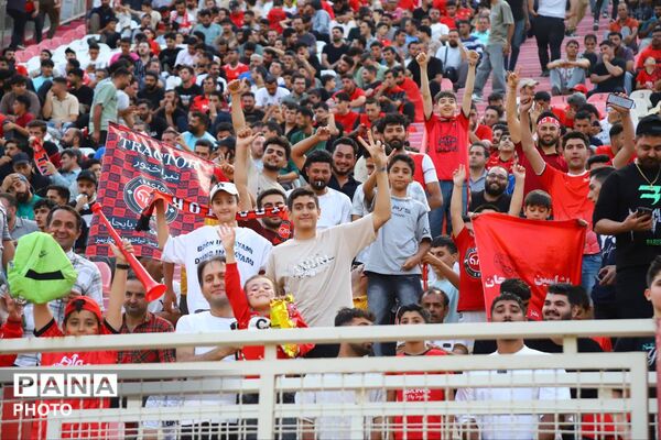 تراکتور با دبل شهریار مغانلو، پیکان را ۲ بر صفر شکست داد