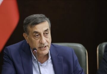 با خانواده کشته‌شدگان و زندانیان همدردی کنیم
