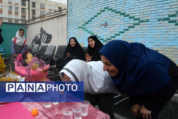 برگزاری مسابقات ورزشی ویژه اولیای دانش‌آموزان دبستانی در ناحیه ۲ بهارستان