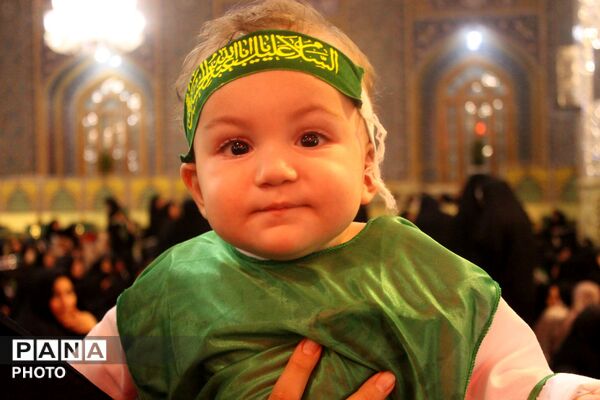 اجتماع شیرخوارگان حسینی در حرم مطهر رضوی