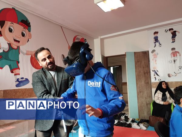 تجربه یادگیری نوین، افتتاح اتاق واقعیت مجازی در مدرسه غیاث‌الدین جمشید کاشانی ملارد 