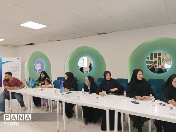 نشست خبری موسسه آموزش عالی رسام در کرج 