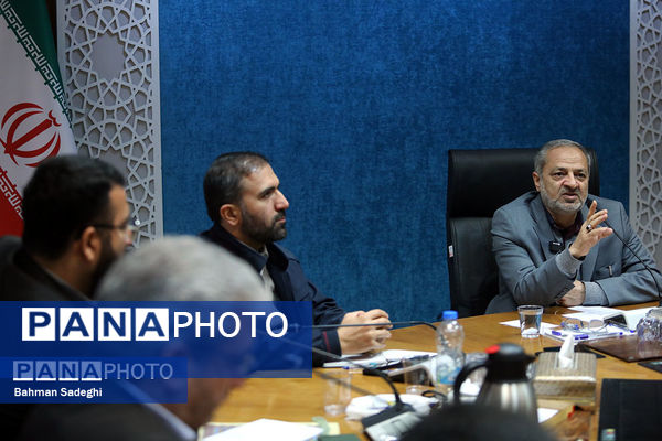 دیدار وزیر آموزش و پرورش با مسئولان اتحادیه انجمن‌های اسلامی دانش‌آموزی سراسر کشور