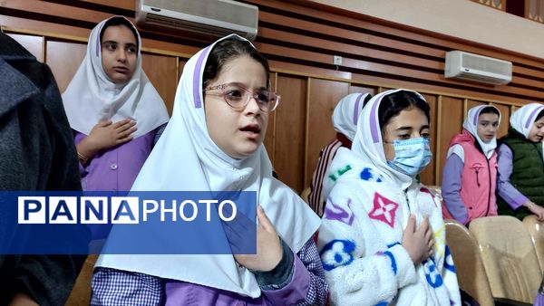 پویش کتابخوانی به‌مناسبت هفته بسیج 