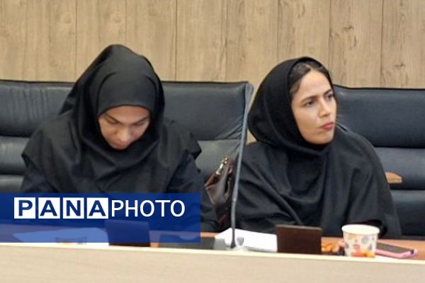 برگزاری کارگاه آموزشی و توانمندسازی مشاوران در بهارستان‌دو