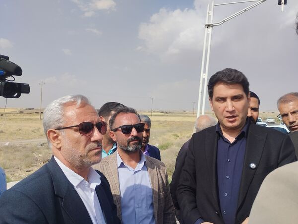 دیدار استاندار کردستان با خانواده شهدای حملات تروریستی رژیم صهیونیستی و بازدید از طرح‌های توسعه‌ای قروه