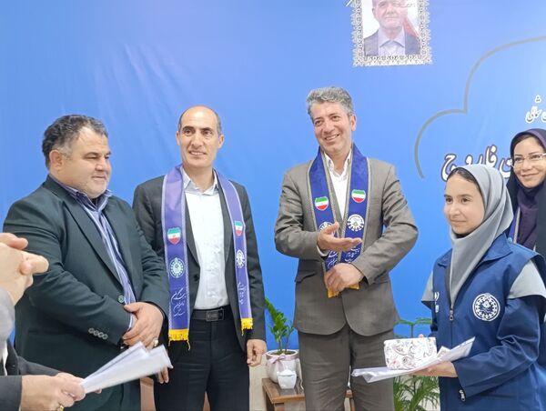 نشست مدیر آموزش و پرورش فاروج با دانش‌آموز خبرنگاران پانا