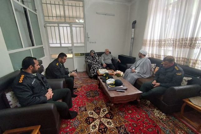 تقدیر فرماندهان ارشد نظامی از صبر خانواده‌های شهدا در آستانه ماه مهمانی خدا