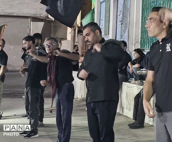 عزاداری پرشور مردم سامن در سوگ امام حسین (ع)
