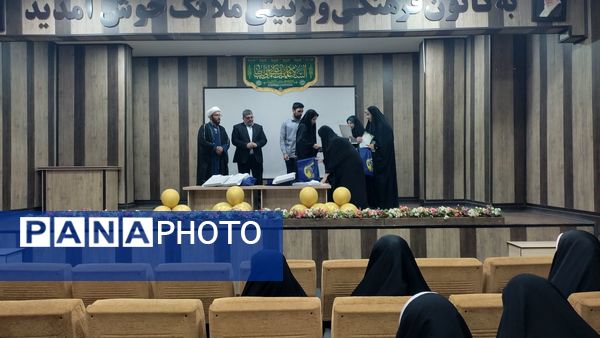 آئین اختتامیه طرح ملی مدرسه انقلاب در شهرستان قرچک 