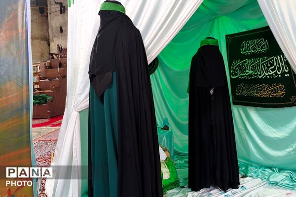 حضور مادران و نوزادان شش ماهه در همایش شیرخوارگان حسینی