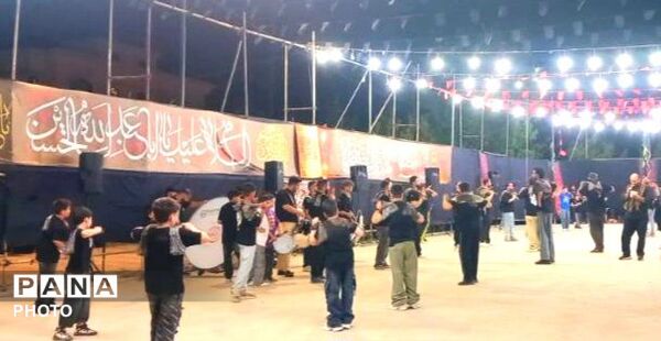 تجلی عزاداری شب تاسوعا  در شهر مهستان 