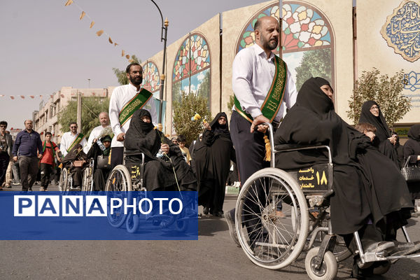 جلوه هایی از کاروان نمادین ورود کریمه اهل بیت به قم