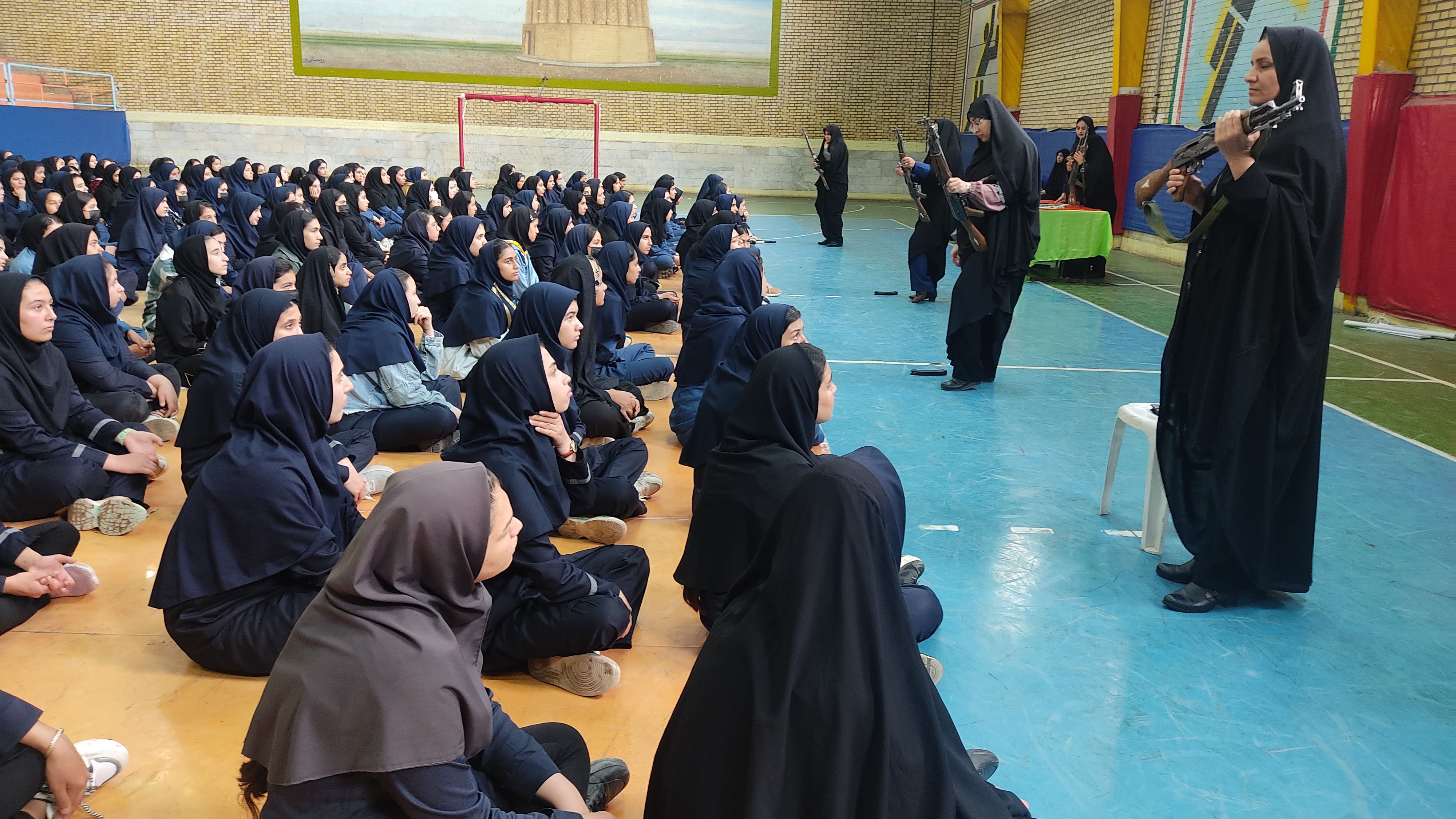  اردوی آمادگی دفاعی دختران شهرستان چناران 