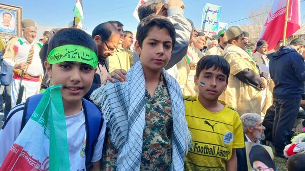 ۱۳ آبان؛ روز تجلیل از آگاهی، فداکاری و نقش‌آفرینی نسل جوان ایران